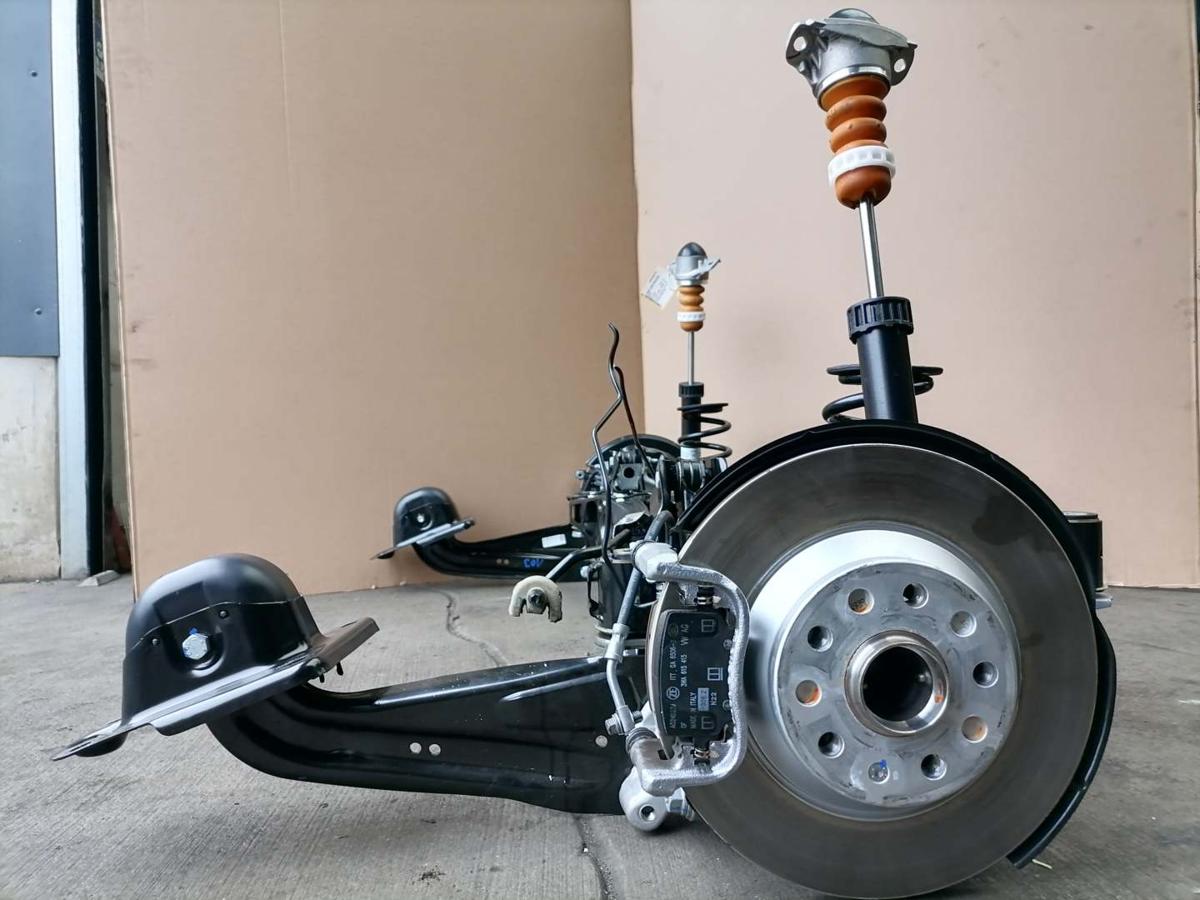 VW Passat B9 original Hinterachse Komplett mit Achsschenkel und Lenker 2,0TDI 110KW Bj.2024